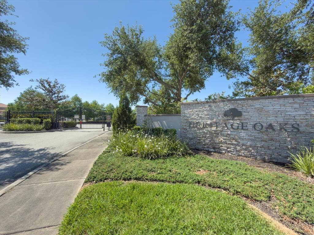 5299 NEIL DRIVE ST PETERSBURG, FL 33714