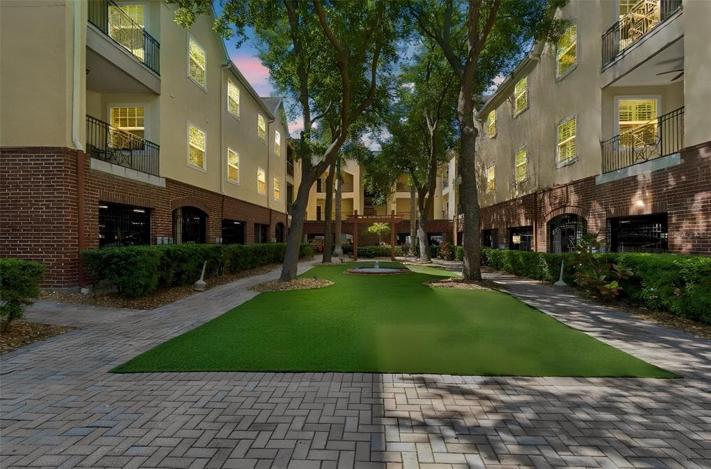 2010 E PALM AVENUE UNIT 14202 TAMPA, FL 33605