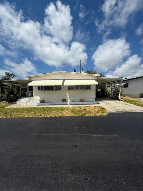 7880 54TH AVENUE N UNIT 125 ST PETERSBURG, FL 33709