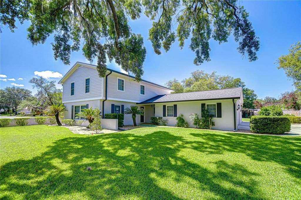 11912 RIVERHILLS DRIVE TAMPA, FL 33617