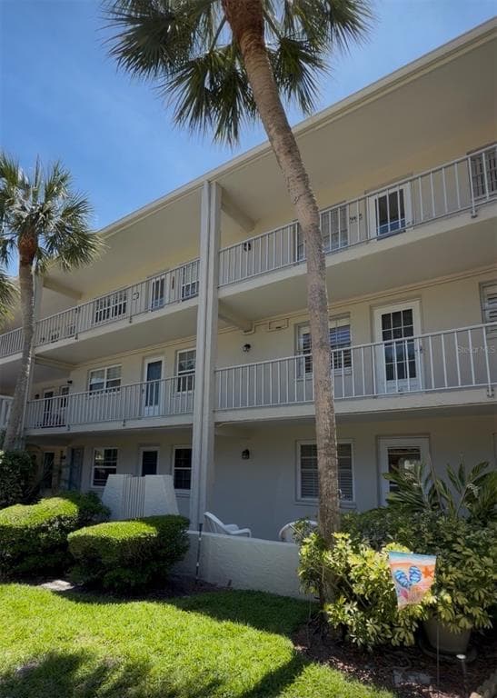 946 VIRGINIA STREET UNIT 107 DUNEDIN, FL 34698