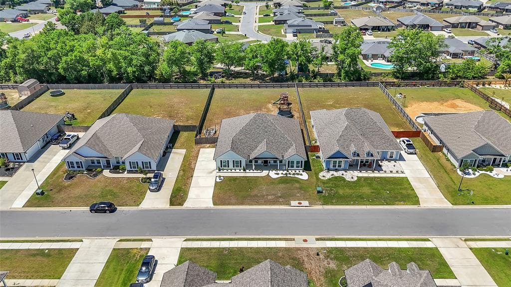 5531 BLAKE LANE MILTON, FL 32571