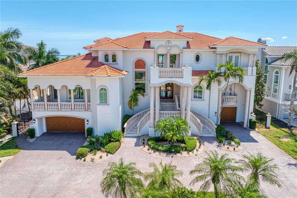 611 1ST AVENUE S TIERRA VERDE, FL 33715