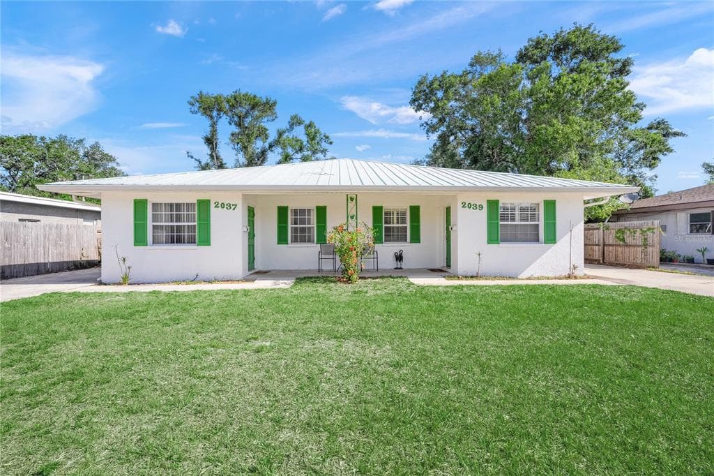 2037 and 2039 Jo an Dr JO AN DRIVE SARASOTA, FL 34231