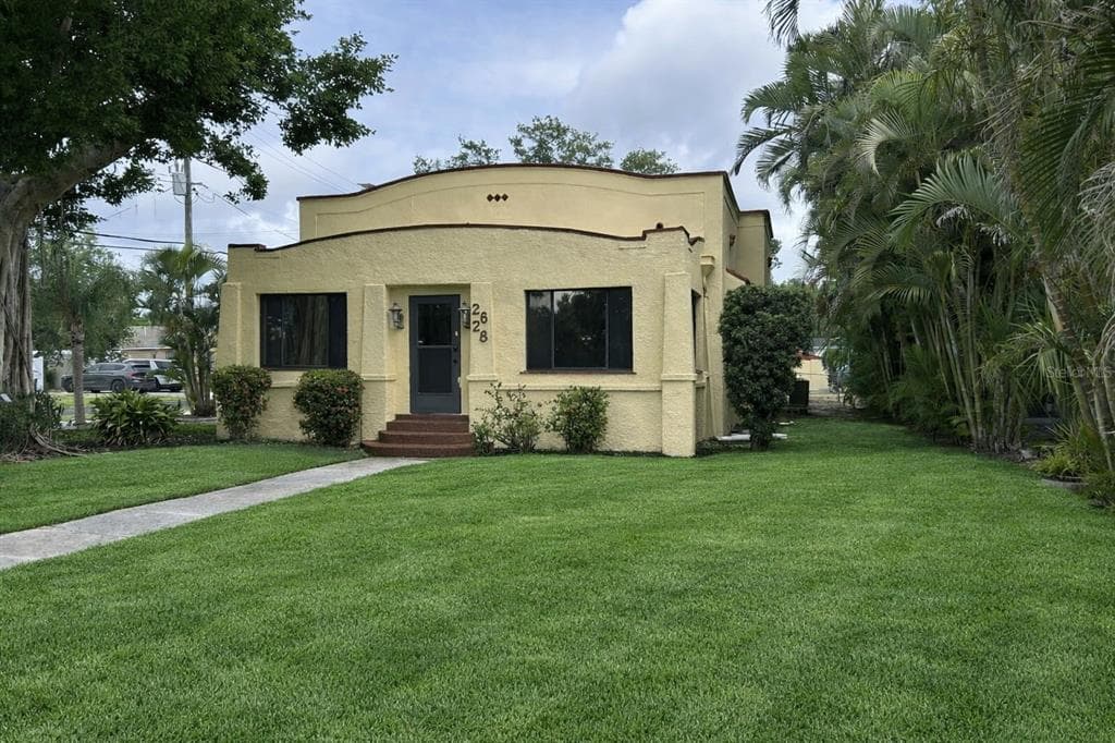 2628 10TH STREET W
