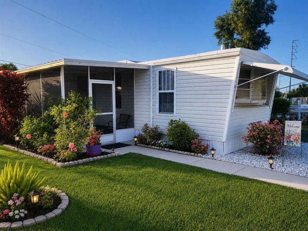 6580 SEMINOLE BOULEVARD UNIT 733