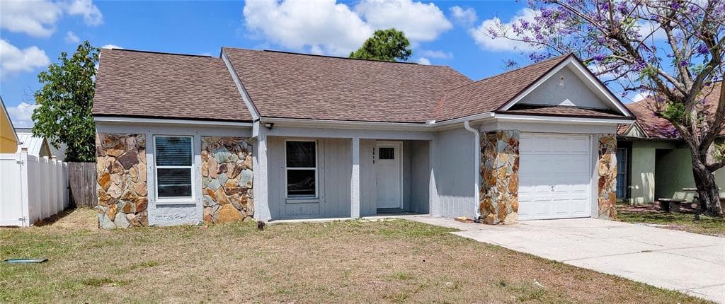 9010 DACENA VILLA PLACE TAMPA, FL 33635