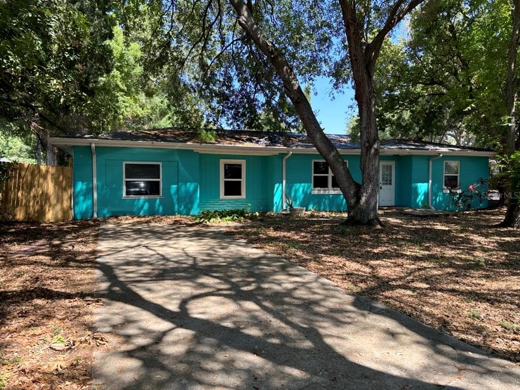 264 14TH STREET NW LARGO, FL 33770
