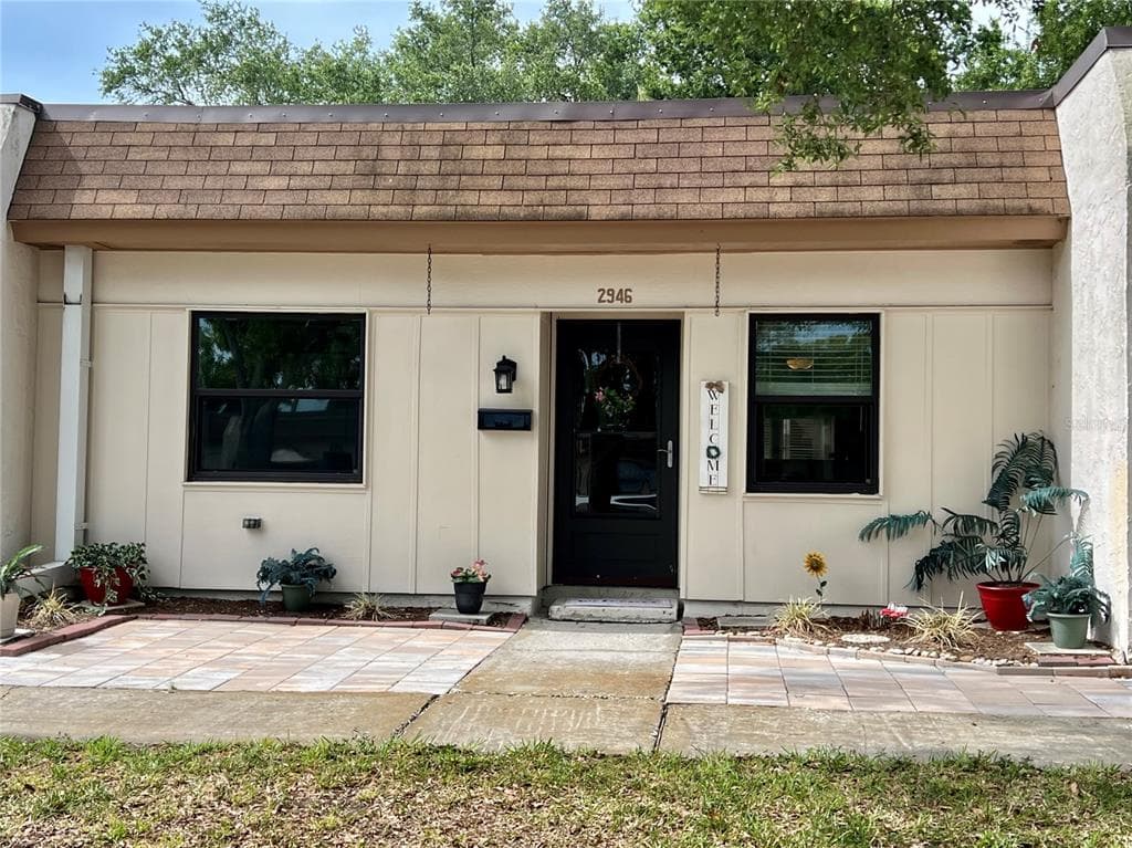 2946 FEATHER DRIVE CLEARWATER, FL 33759
