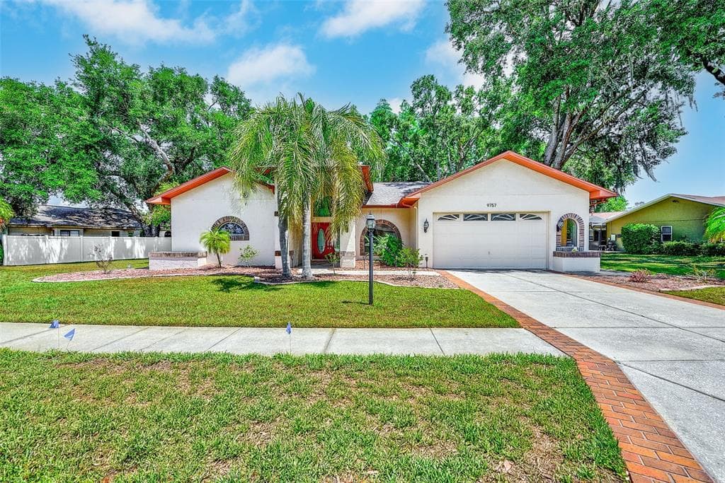 9757 HERMOSILLO DRIVE NEW PORT RICHEY, FL 34655