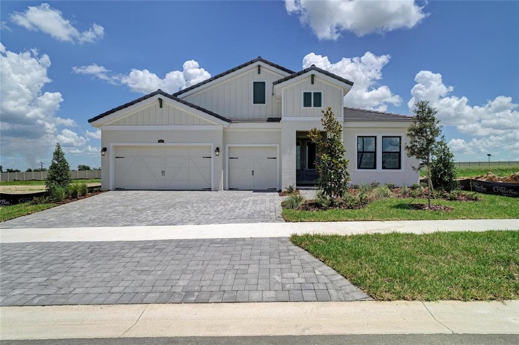 9806 LEAF GREEN LANE DADE CITY, FL 33525