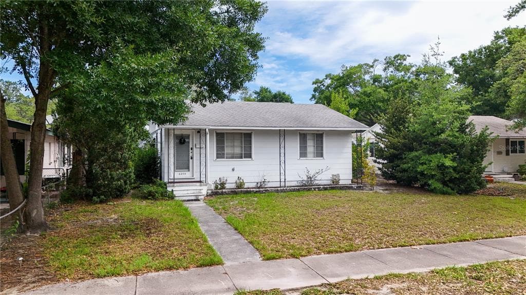 6275 3RD AVENUE S ST PETERSBURG, FL 33707