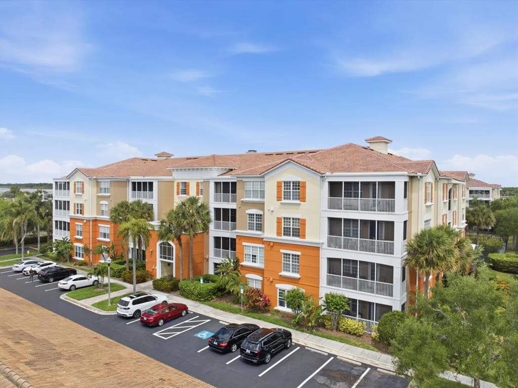 7903 SEMINOLE BOULEVARD UNIT 2305