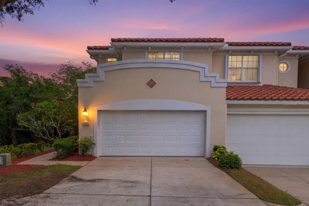 252 VALENCIA CIRCLE