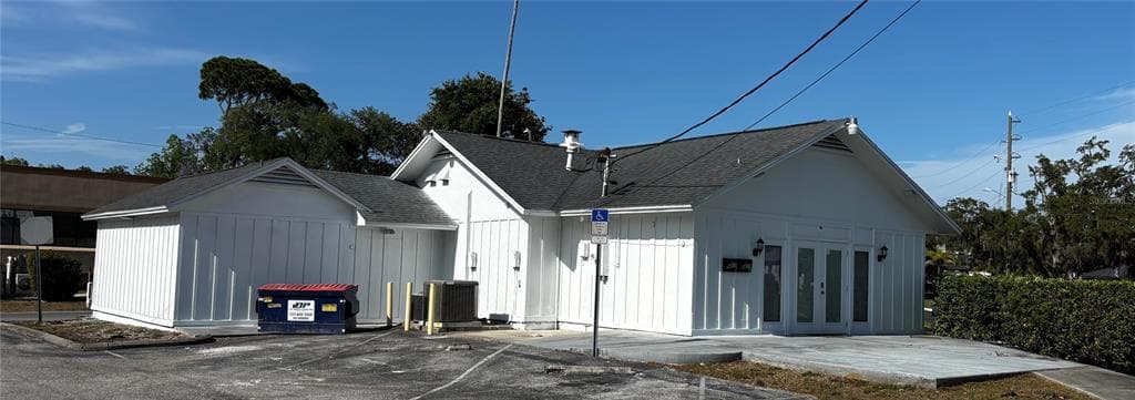 5417 GRAND BOULEVARD UNIT B