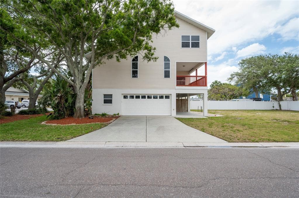 1612 1ST ST INDIAN ROCKS BEACH, FL 33785
