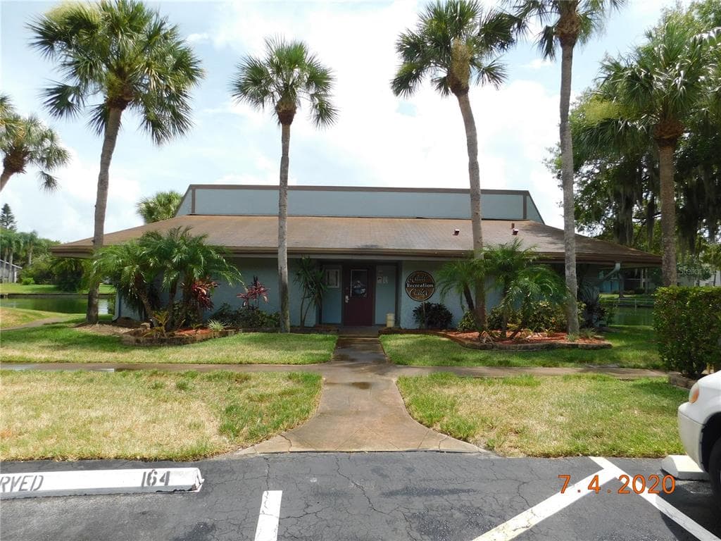 6314 NEWTOWN CIRCLE UNIT 14B3 TAMPA, FL 33615