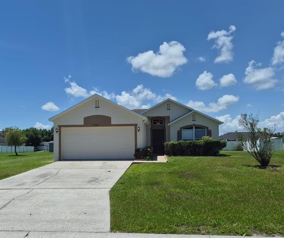 3216 FAIRHAVEN AVENUE KISSIMMEE, FL 34746