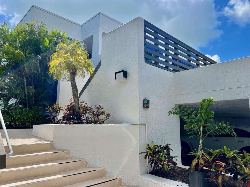 843 BAYPORT WAY UNIT 843 LONGBOAT KEY, FL 34228
