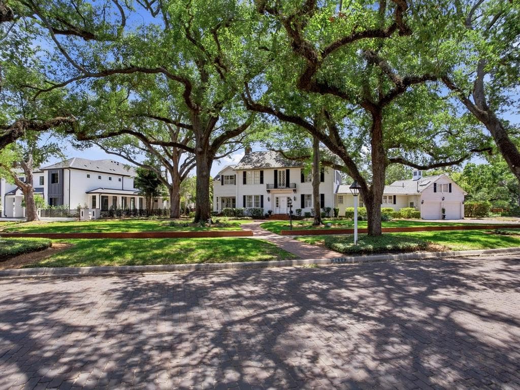 3424 JEAN CIRCLE