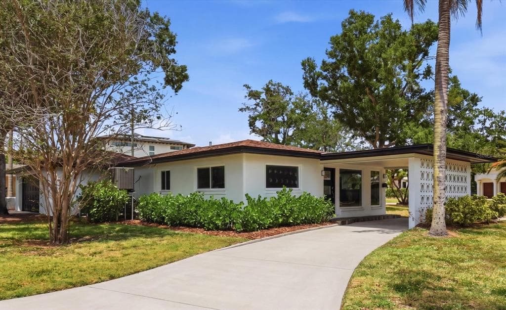 628 ONTARIO AVENUE TAMPA, FL 33606