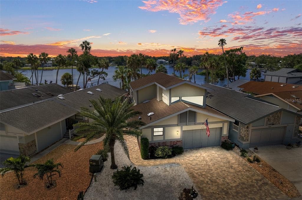 5248 S RIVERVIEW CIRCLE HOMOSASSA, FL 34448