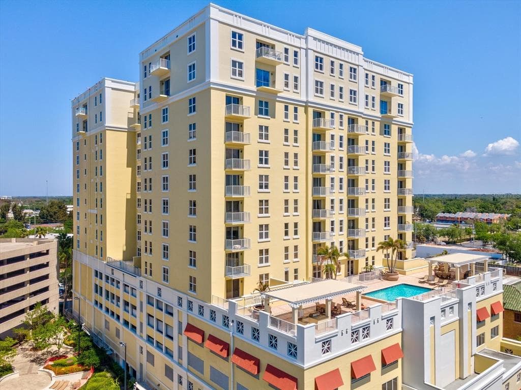 628 CLEVELAND STREET UNIT 1011