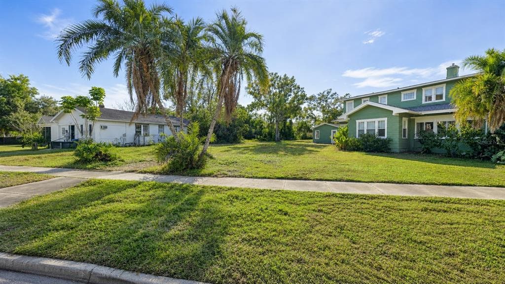 JUANITA WAY S ST PETERSBURG, FL 33705