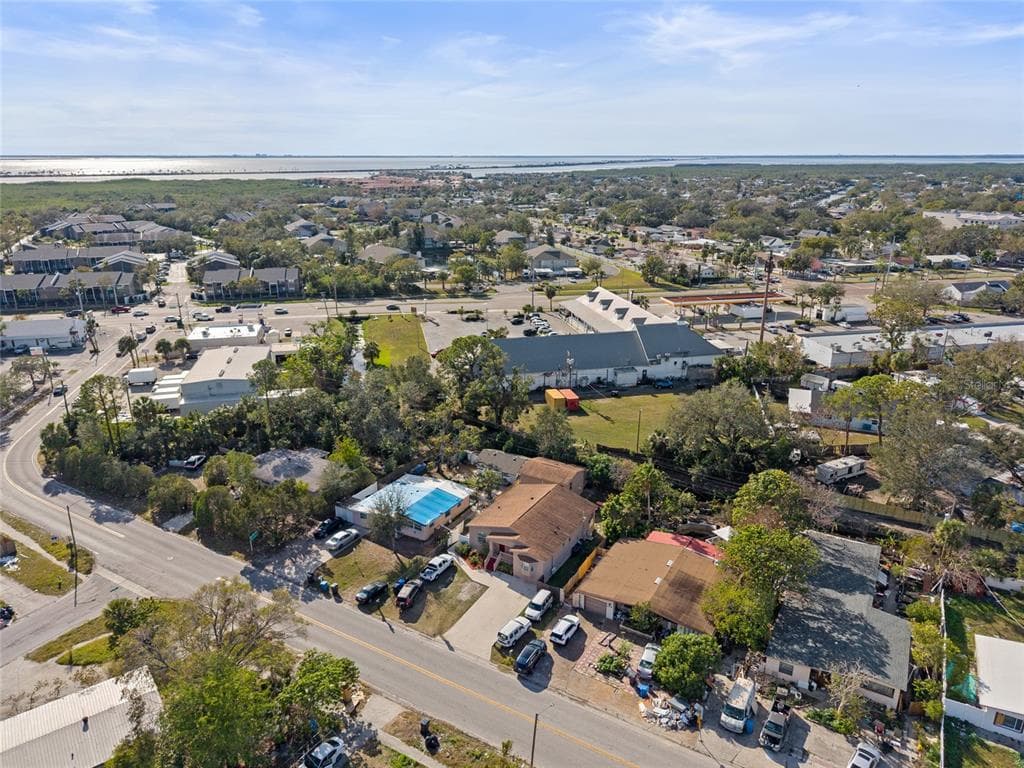 4704 TOWN N COUNTRY BOULEVARD