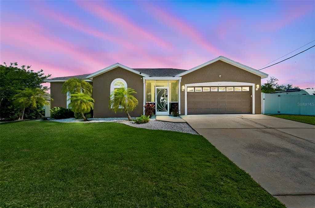 403 FLAMINGO DRIVE