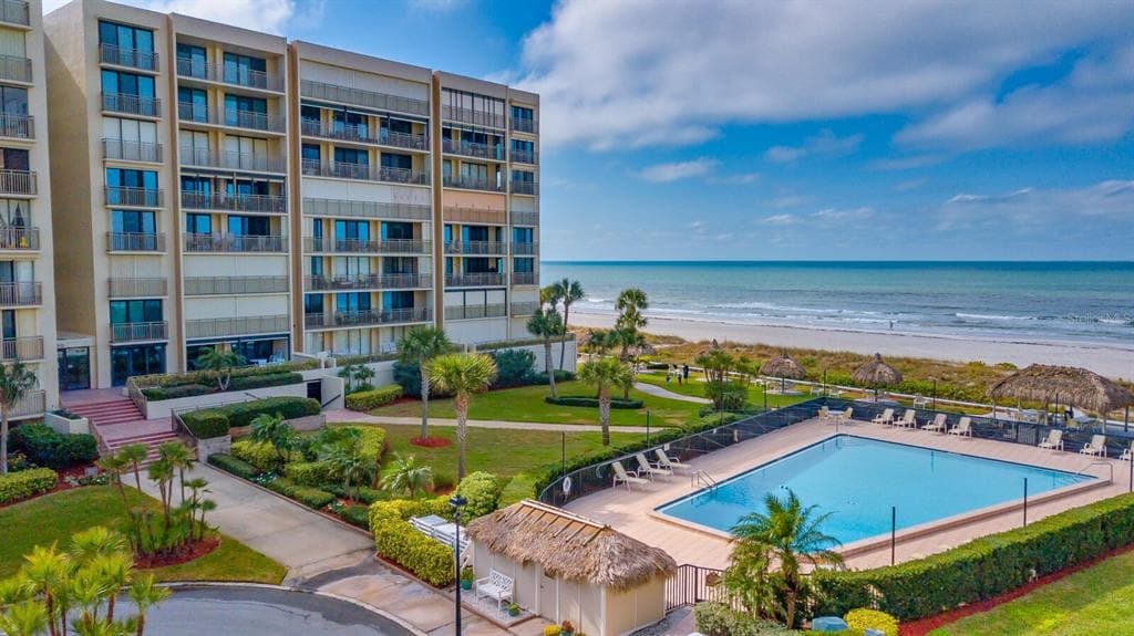 1430 GULF BOULEVARD UNIT 404 CLEARWATER BEACH, FL 33767