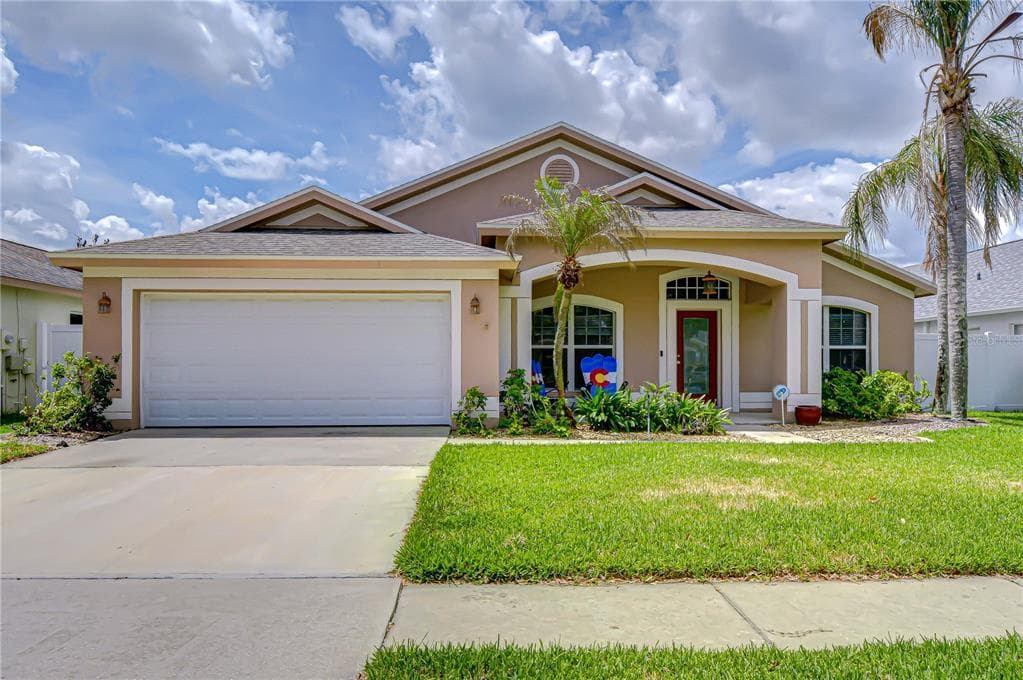 2617 ALLWOOD AVENUE VALRICO, FL 33596