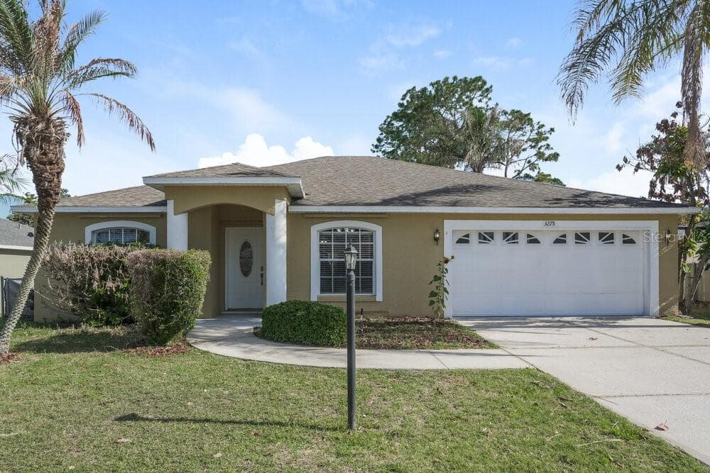 3275 GRAND PINES DRIVE LAKELAND, FL 33810