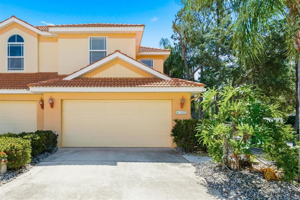 1405 RIDGE TERRACE TARPON SPRINGS, FL 34689