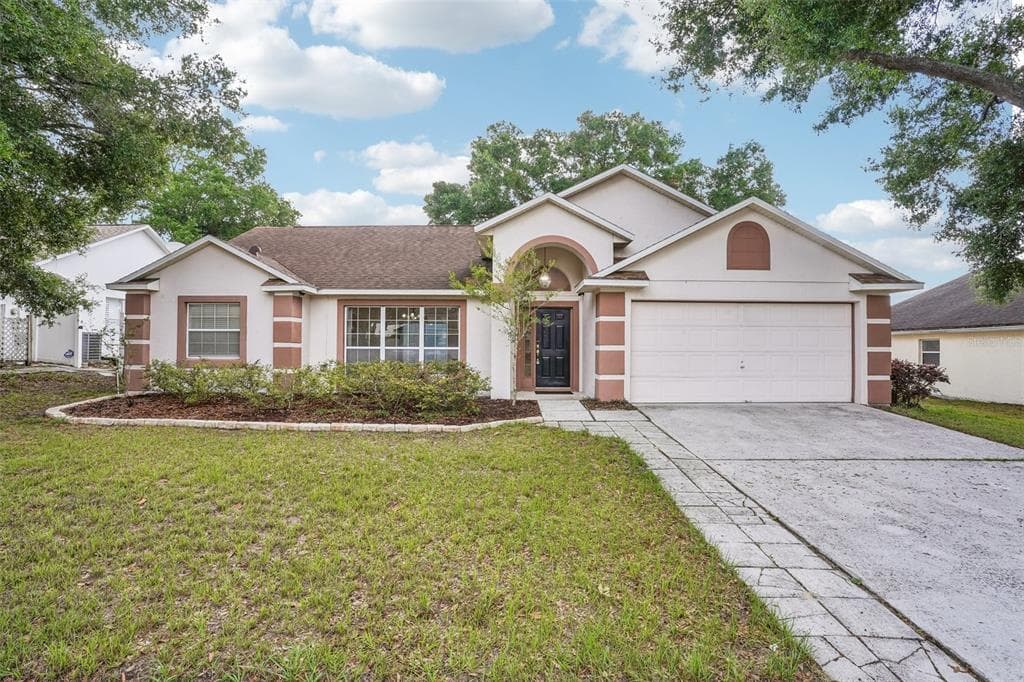 2596 ALCLOBE CIRCLE OCOEE, FL 34761