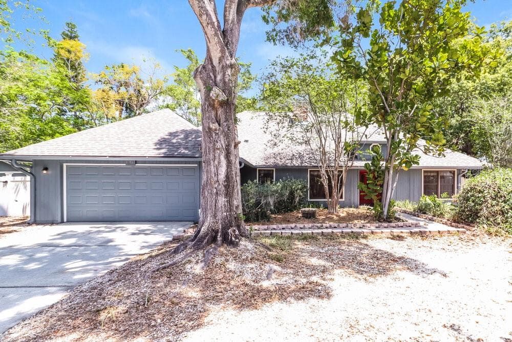 1698 ELM PLACE CLEARWATER, FL 33755