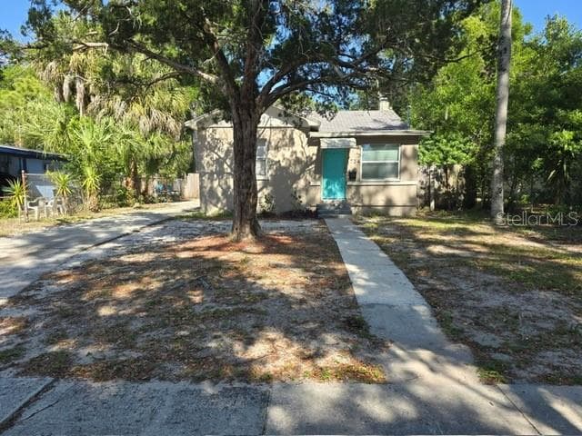 1734 39TH STREET S ST PETERSBURG, FL 33711