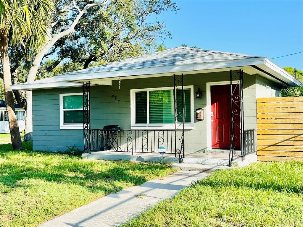 797 W HARBOR DRIVE S ST PETERSBURG, FL 33705