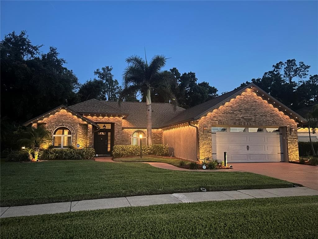 1015 VENTANA DRIVE RUSKIN, FL 33573