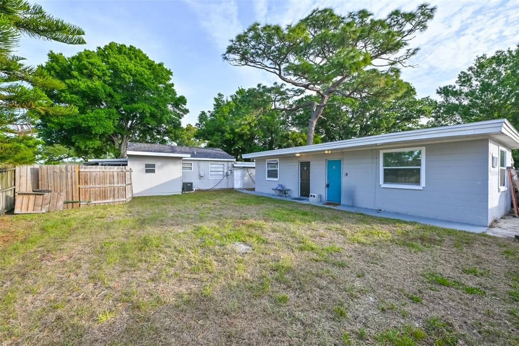 1956 MCMULLEN ROAD UNIT 2 LARGO, FL 33771