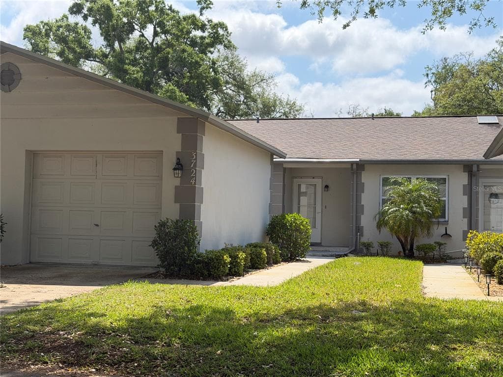 3724 RIVER OAKS CT NEW PORT RICHEY, FL 34655