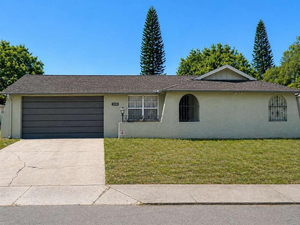7210 SAN MORITZ DRIVE PORT RICHEY, FL 34668
