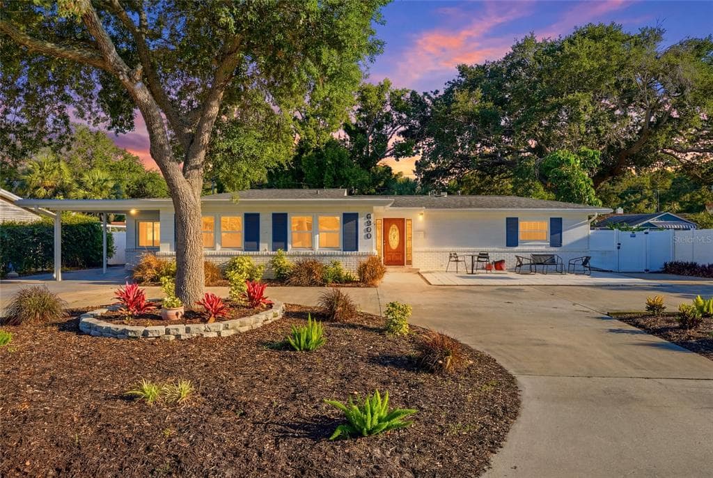 6900 10TH AVENUE N ST PETERSBURG, FL 33710
