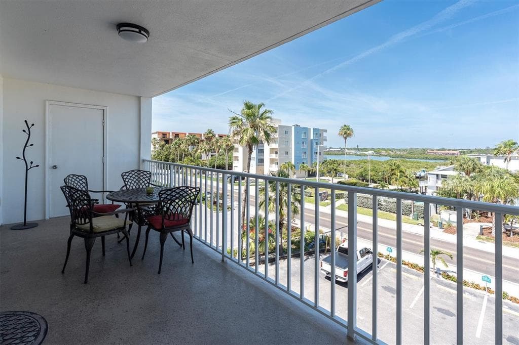 19610 GULF BOULEVARD UNIT 308