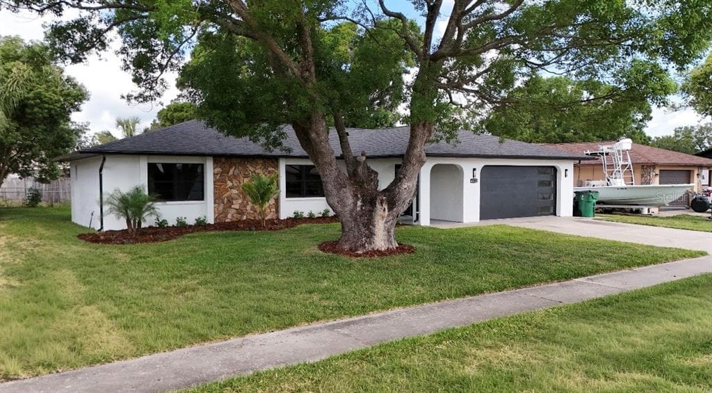 6111 18TH STREET ZEPHYRHILLS, FL 33542