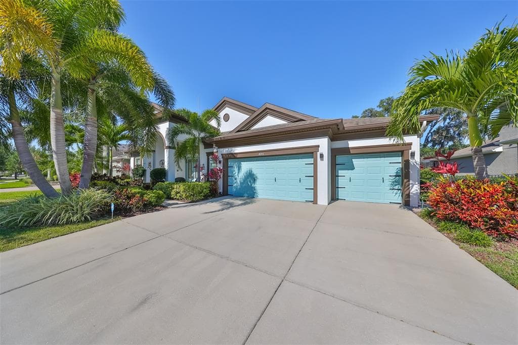 6646 PARK STRAND DRIVE APOLLO BEACH, FL 33572