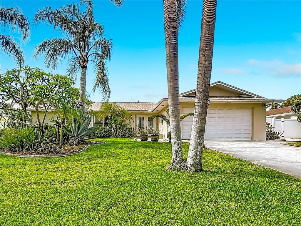 14482 110TH TERRACE LARGO, FL 33774