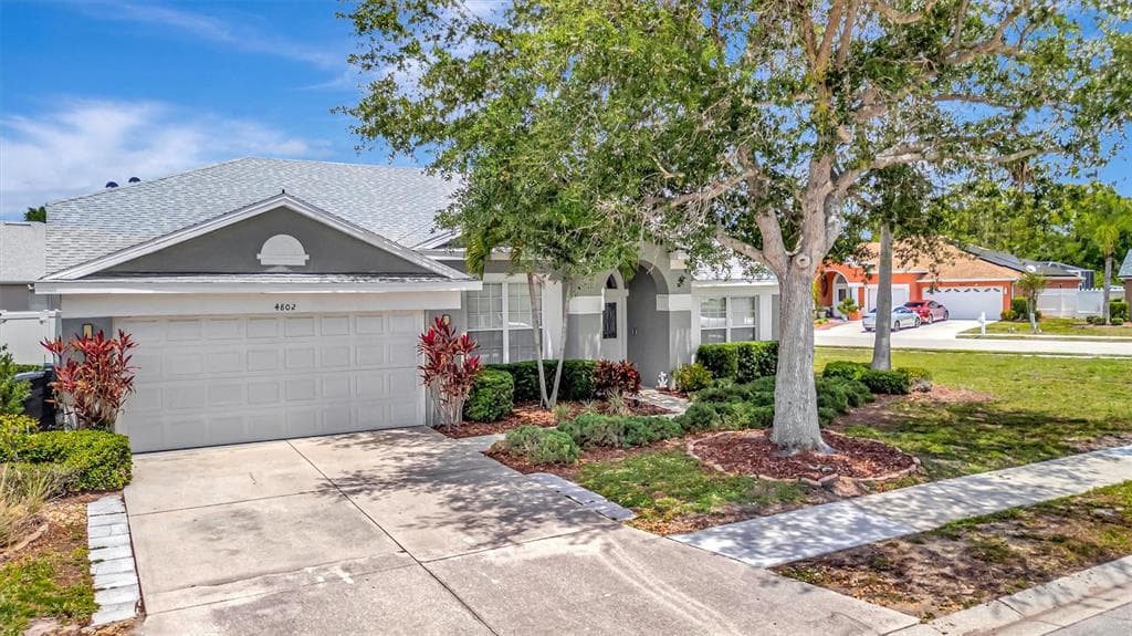 4802 BOOKELIA CIRCLE BRADENTON, FL 34203