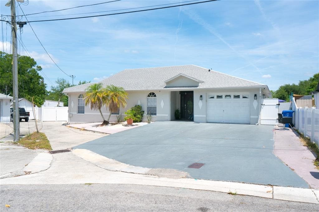 3615 MARCO DRIVE TAMPA, FL 33614