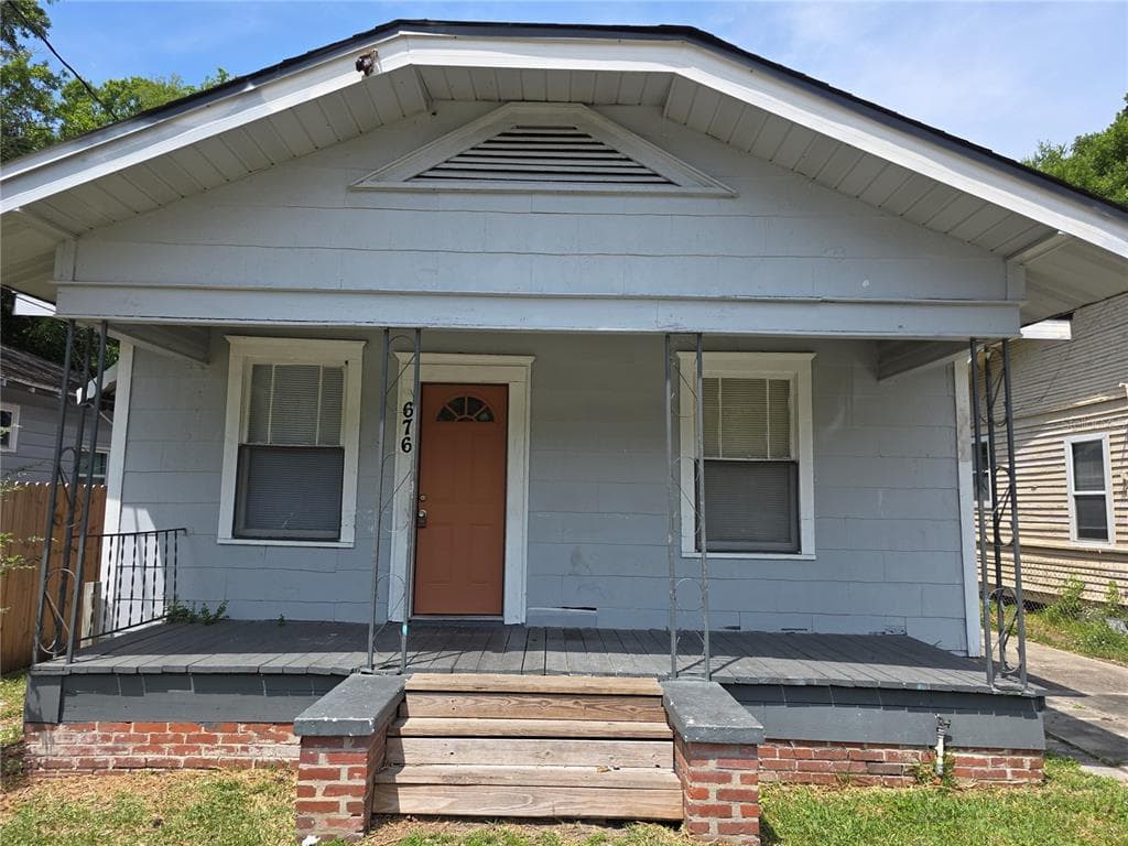 676 BRIDAL AVENUE JACKSONVILLE, FL 32205